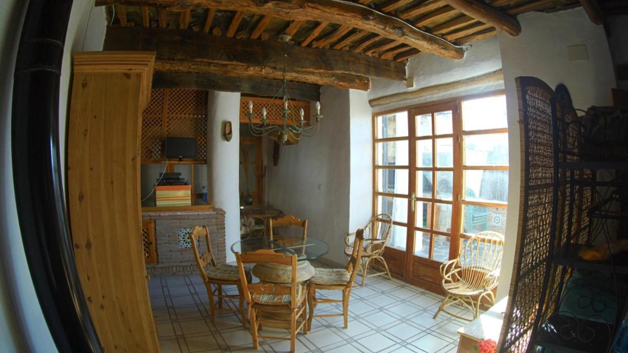 Villa Castano Real Atalbeitar Esterno foto
