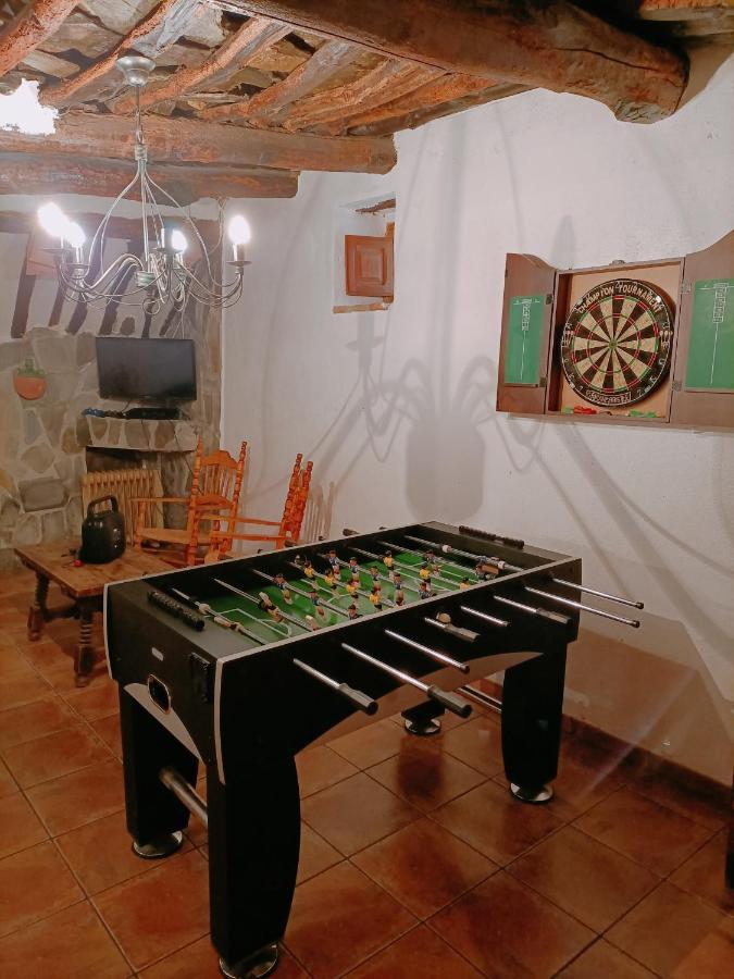Villa Castano Real Atalbeitar Esterno foto