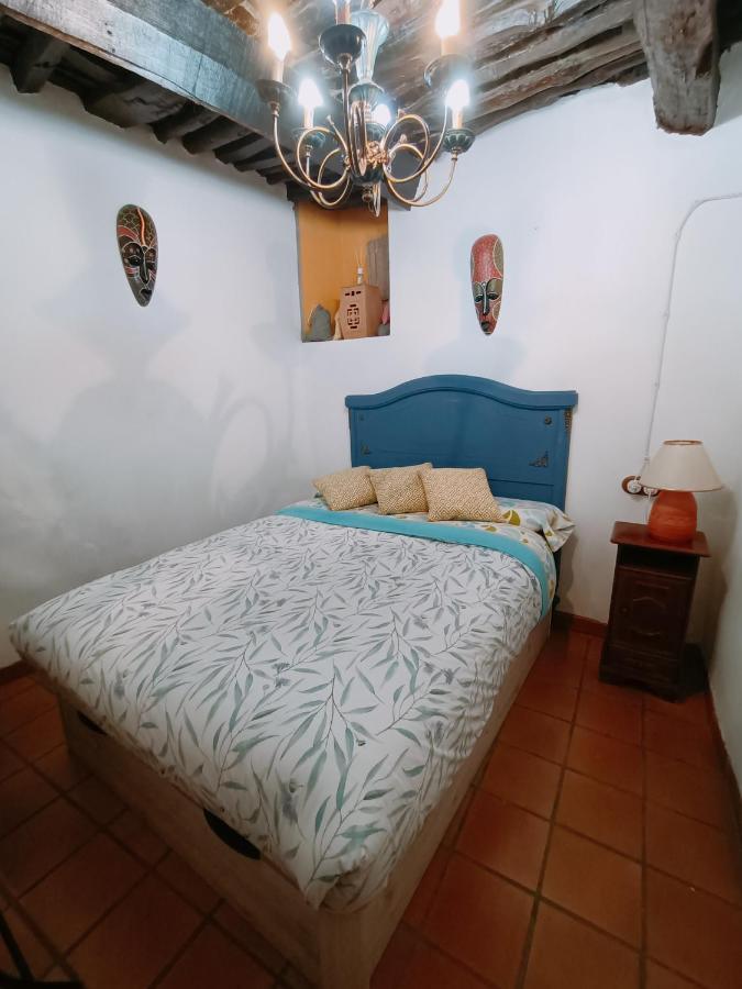 Villa Castano Real Atalbeitar Esterno foto