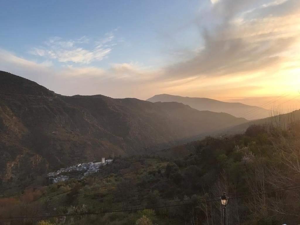 Villa Castano Real Atalbeitar Esterno foto